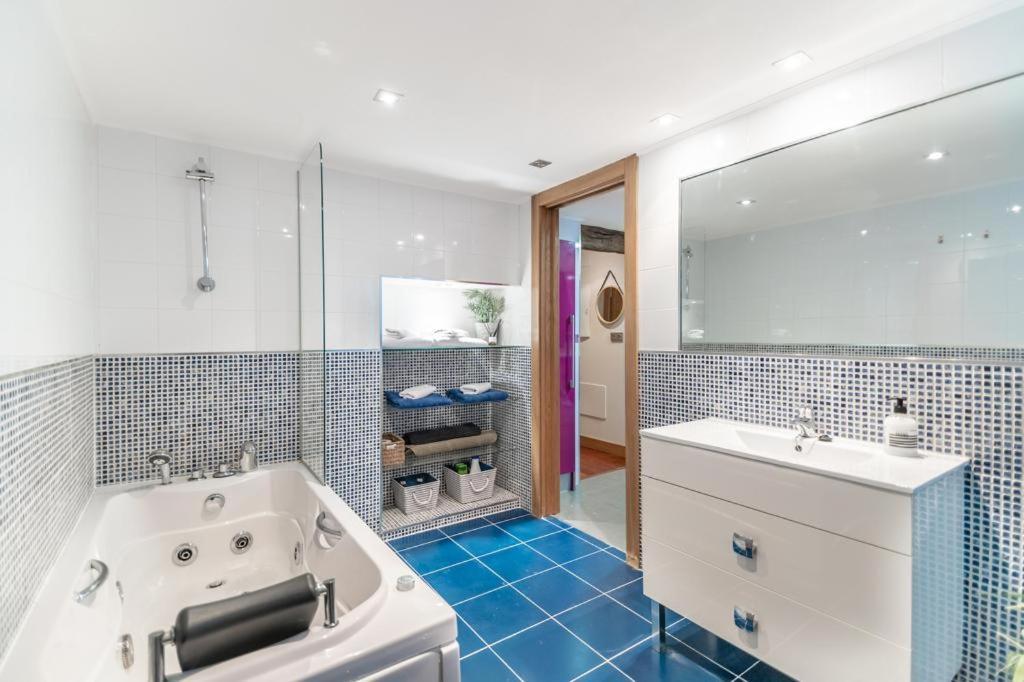 Vivienda En El Casco Antiguo De Castro Urdiales Apartman Kültér fotó